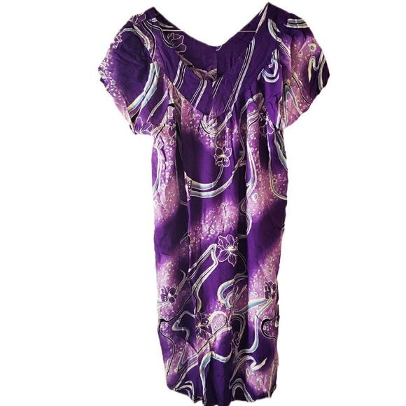 Purple Hawaiian Floral Short Sleeve Dress - Picture 2 of 3